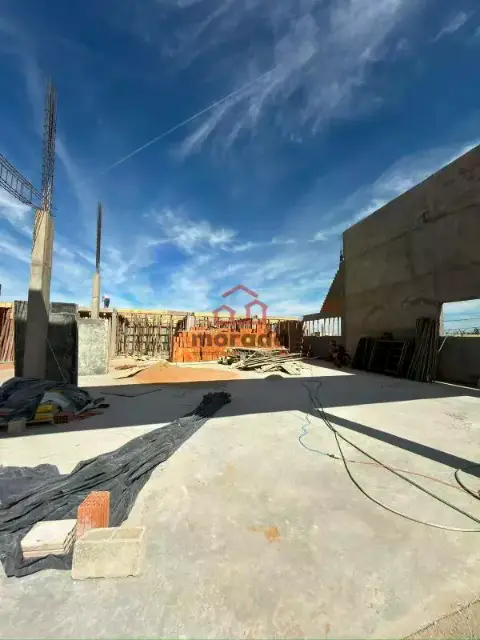 Loja comercial de 500 m² para alugar no Santanense