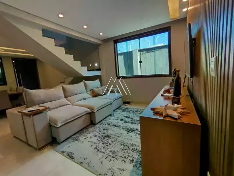 Casa à venda,  Centenário