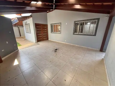 3 quartos 2 banheiros – Casa