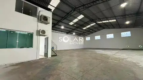 Galpão comercial de 470 m² para alugar no Alaita