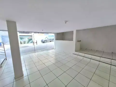 Casa comercial para alugar no Centro, 5 quartos
