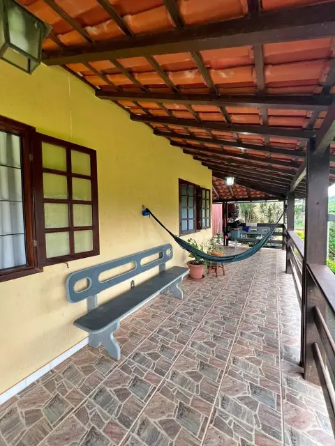 Sítio à venda com 3 quartos em 4 hectares