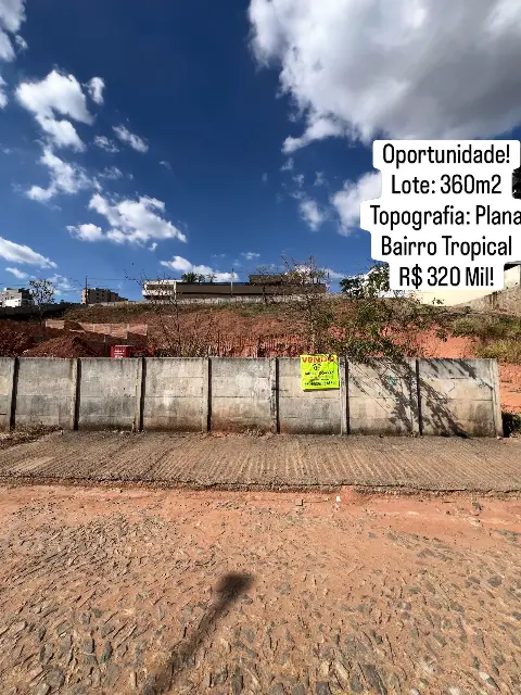 Lote de 360 m² à venda no Bairro Tropical