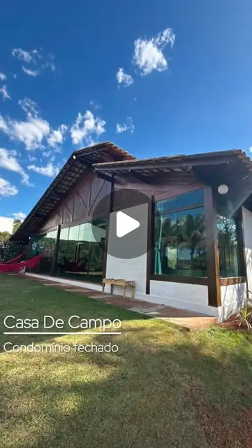 Casa rústica no Condomínio Granja Glória
