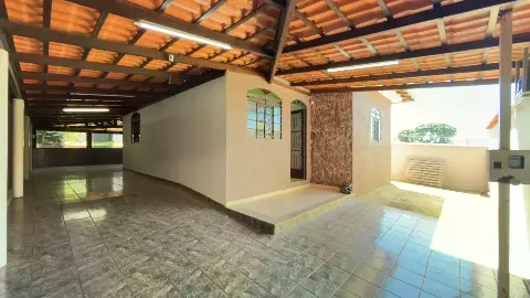 Casa 3 quartos, 173 m², à venda no Itaunense II