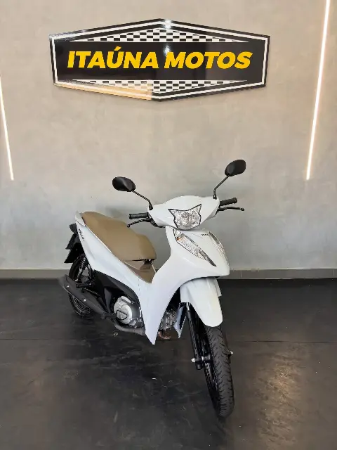Honda Biz 125 EX 2024/2025 – apenas 3.800 km