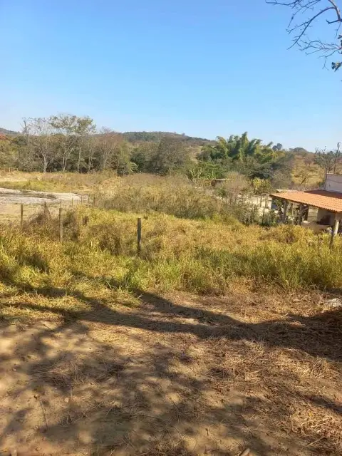 Chácara com água corrente à venda em Três Barras