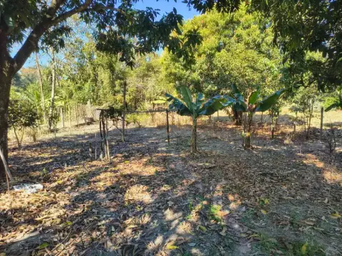 Chácara a 10km do centro de Itaúna