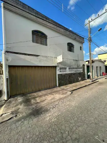 Casa e Apartamento 3 e 2 Quartos 2 Vagas Garagem