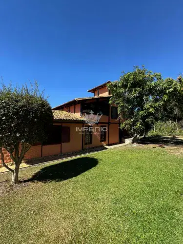 Casa de alto padrão à venda em Itaúna - Condomínio Lago do Sol - 1000 M²