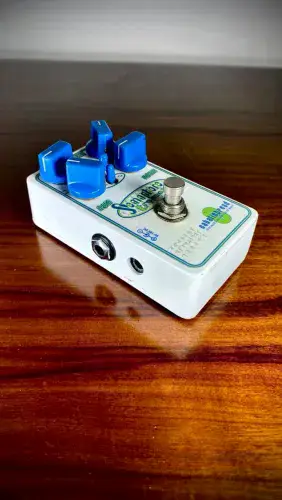 Pedal tremolo Catalinbred Semaphore
