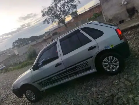 Volkswagen Gol Geração III City 1.0 MI 8V Total Flex Mec. 4P 2005