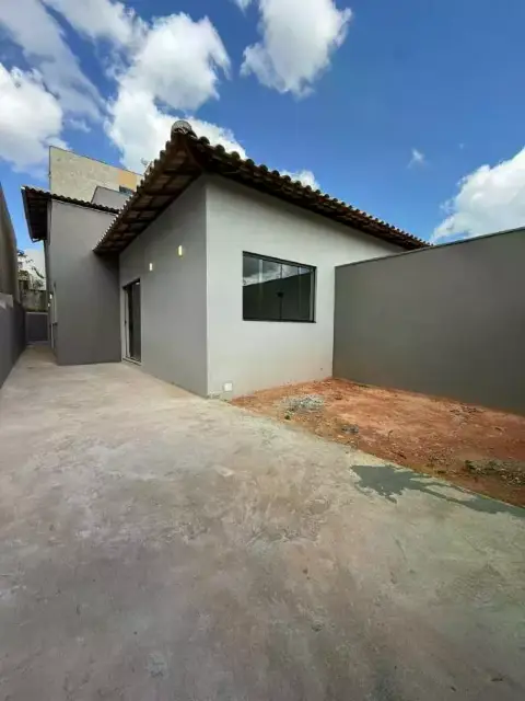 Casa à venda, 3 quartos, 1 suíte, 2 vagas, Recanto das Peixotas
