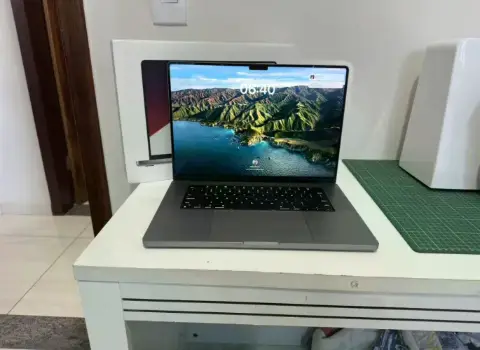 MacBook Pro 16pol M1 Max 32Gb RAM, 32Gb GPU, 1Tb SSD