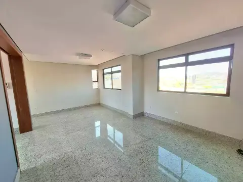 Apartamento 3 quartos para alugar no Cerqueira Lima