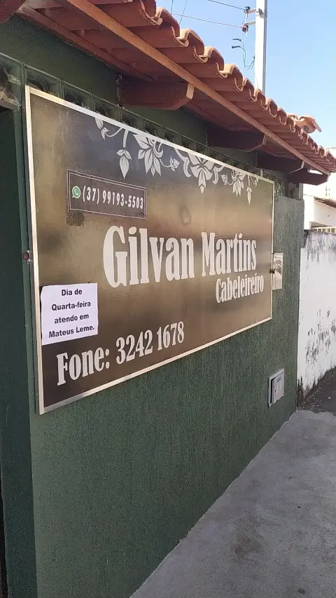 Gilvan Martins . CABELEIREIRO