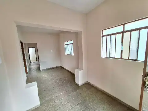 Casa 4 quartos para alugar no Lourdes, 96 m²