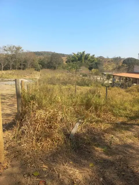 Chácara à venda em Três Barras – 1500 m²