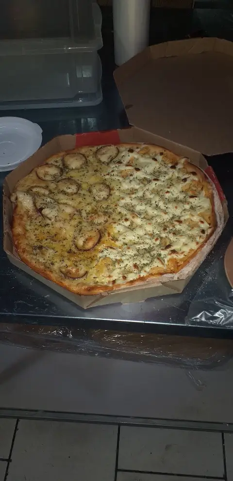 Delivery de Pizza – Nota 3.8 no Google (25 avaliações)