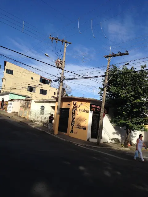Barbearia do Geraldo – Aberta de segunda a sábado