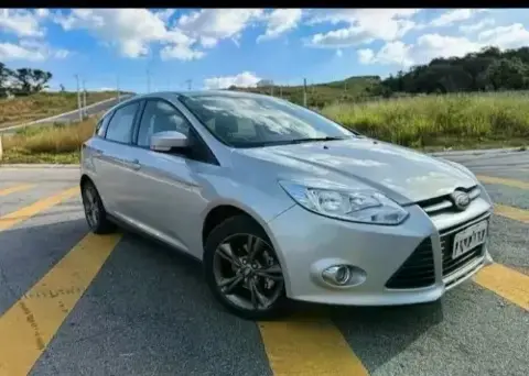 Ford Focus 1.6 S/1.6 SE Flex 16V 5P AUT 2015