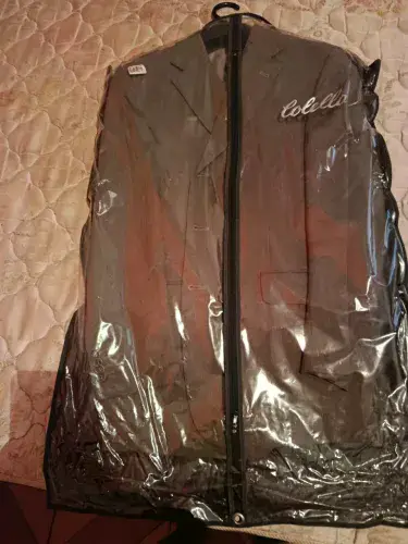Vendo um terno usando 2 vezes