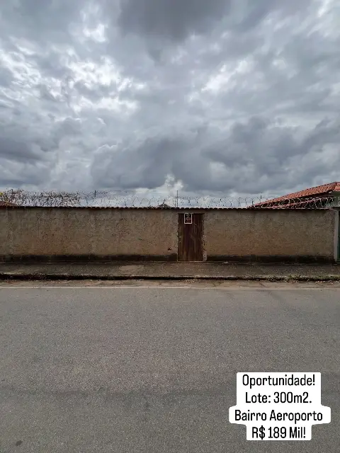 Lote de 300 m² à venda no Bairro Aeroporto