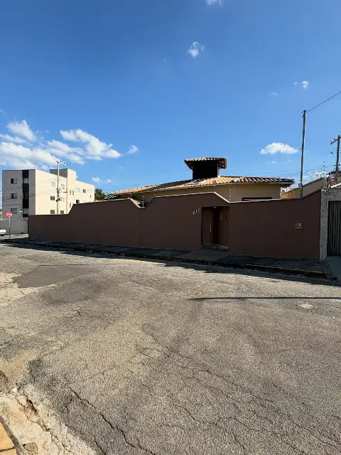 Casa 3 quartos à venda no Residencial Santanense