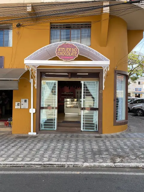 Atelie Do Chocolate — Doceria no Centro