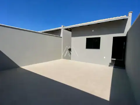 Casa 3 quartos à venda no Parque Jardim em Itaúna