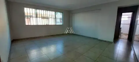 Vendo apartamento em Itaúna com excelente localização!