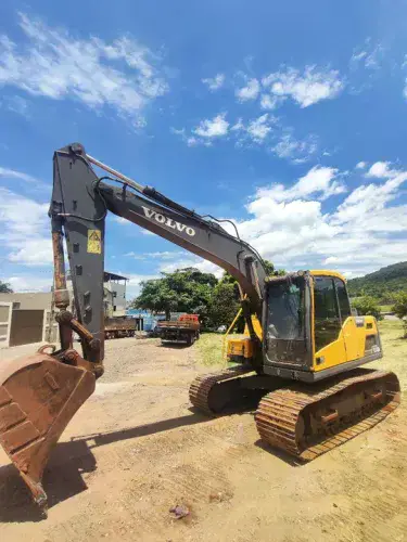 Escavadeira Volvo ec 140 dl 2019 14 ton