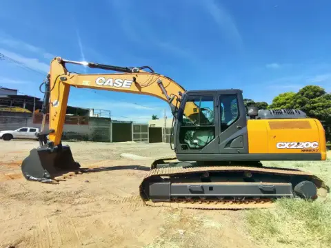 Escavadeira case cx 220 c Série 2 2019
