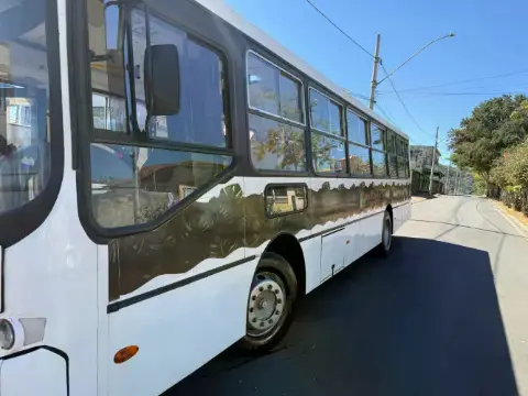 Ônibus Mercedes 1418