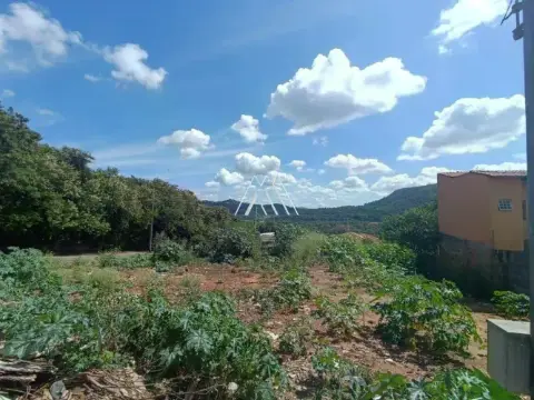 Vendo lote em Itaúna com ótima localização!