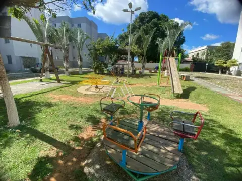 Vendo apartamento em Itaúna com excelente localização!