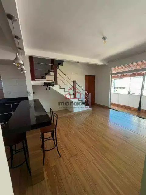 Apartamento duplex 3 quartos para alugar no Cidade Nova