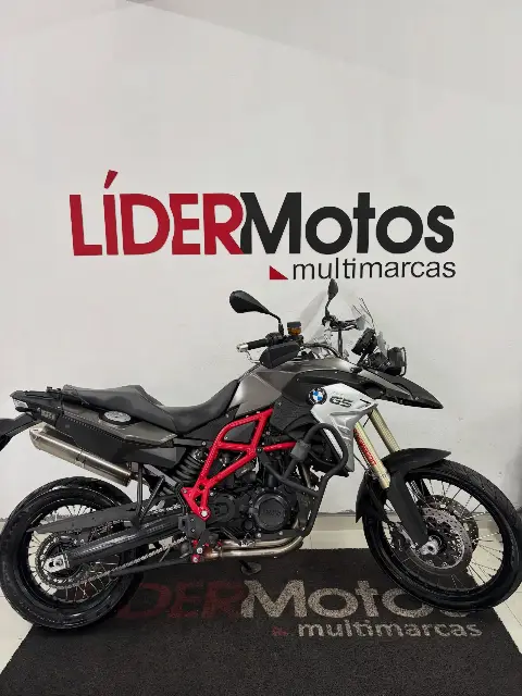 Moto BMW GS F 800 2017 com 33 mil km rodados