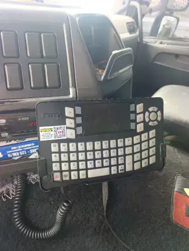 Rastreador OnixSat Satélital híbrido com teclado
