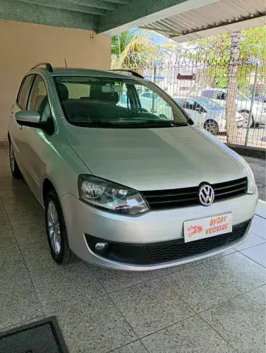 Volkswagen Fox 1.0 MI Total Flex 8V 5P 2014