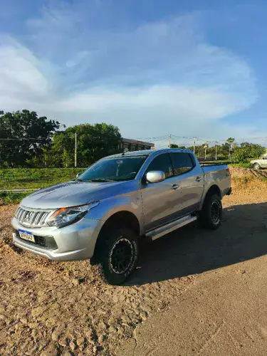 Mitsubishi L200 Triton Sport GLX 2.4 CD Diesel Mec. 2019