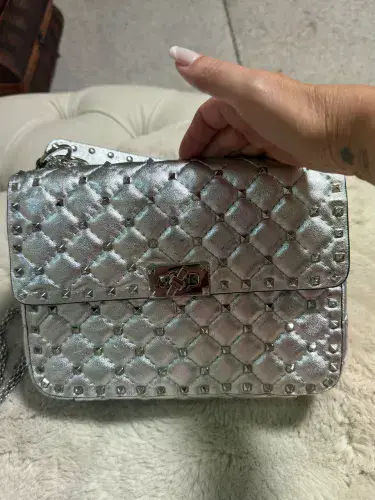 Bolsa Valentino linha italiana