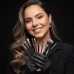 Layz Martins Beauty — Estúdio de Maquiagem no Centro
