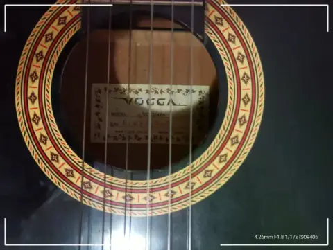 Violão vogga elétrico...super conservado