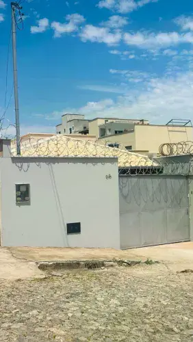 Vendo casa Olímpio Moreira