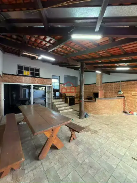Casa 4 quartos para alugar no Parque Jardim Santanense