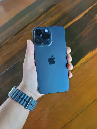 IPhone 15 pro Max Azul | 256gb | 84%