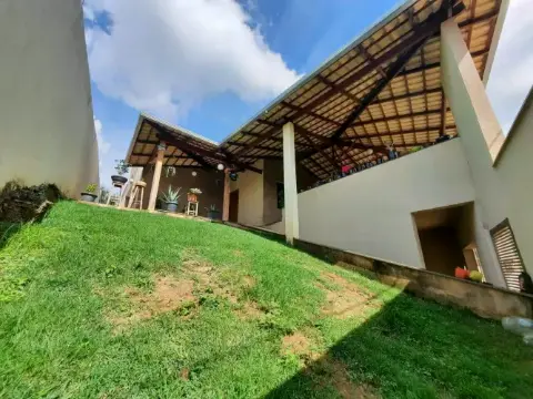 CASA PARA VENDA - VALE DAS AOREIRAS - ITAÚNA MG