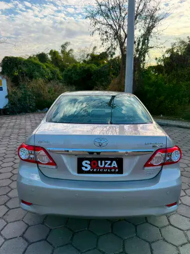 Toyota Corolla Altis 2.0 Flex 16V Aut. 2014