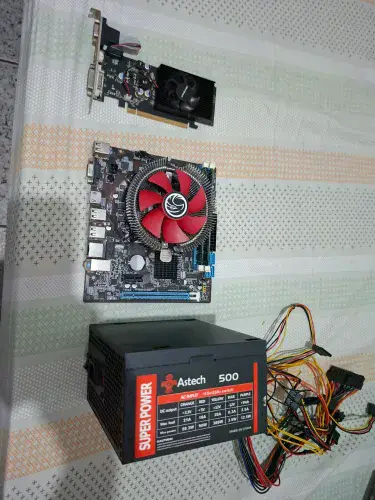 Placa de Vídeo+ Plc Mãe+fonte